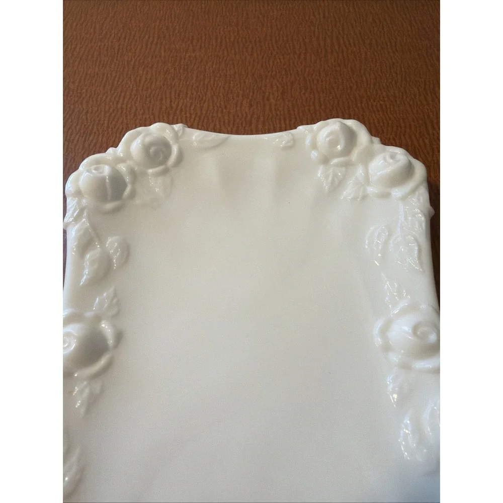 Vintage Milk Glass Soap Dish With Roses  6